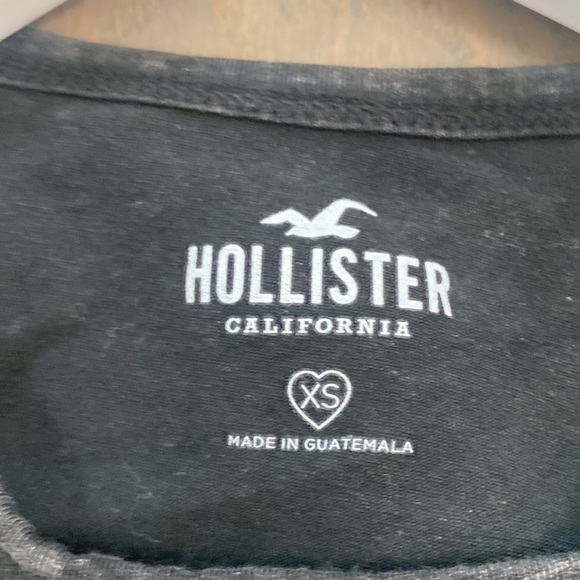 Hollister Los Angeles Graphic Baby Tee - Picture 4 of 4
